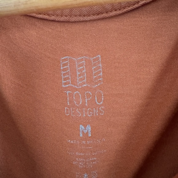Topo T-shirt - Picture 2 of 3